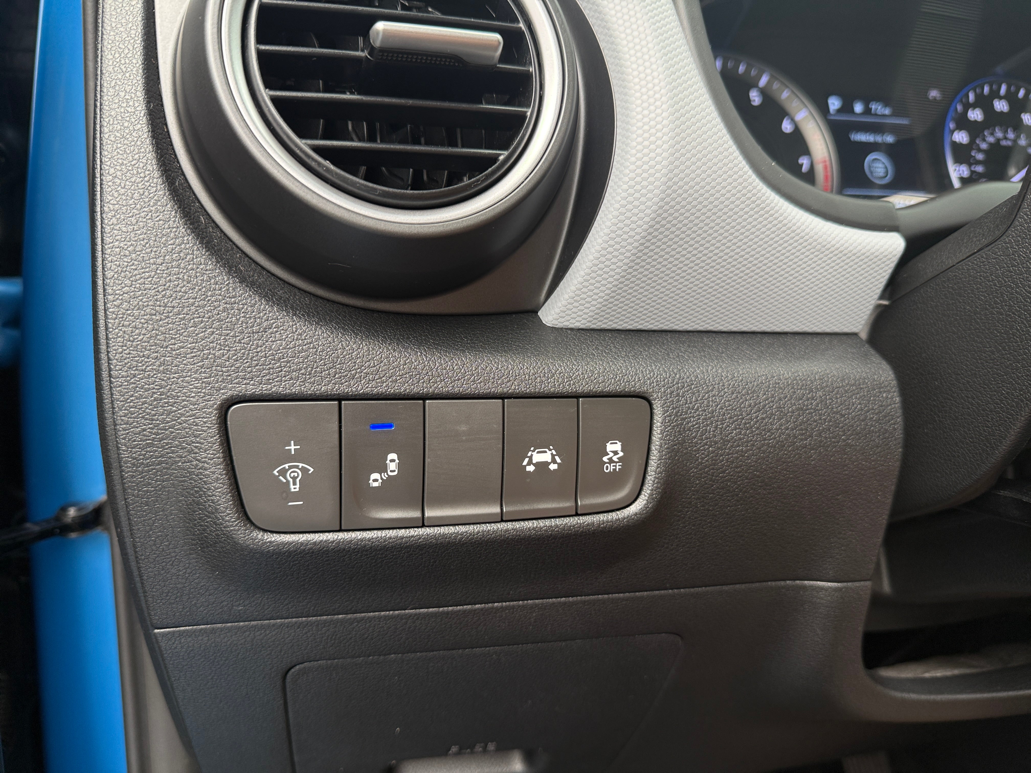 hyundai kona 2019 KM8K6CAA7KU258006 image hyundai kona 2019 KM8K6CAA7KU258006 image