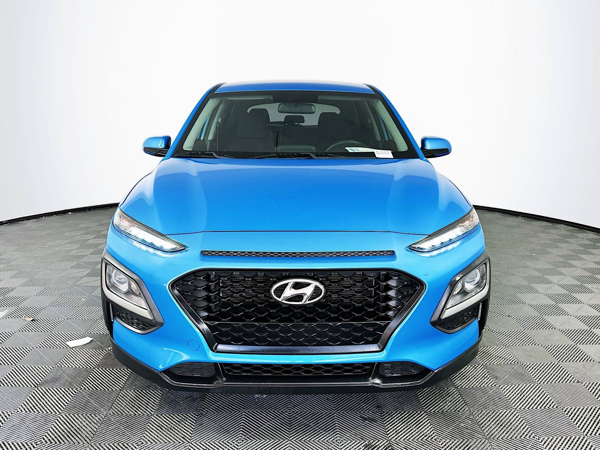 hyundai kona 2018 KM8K12AAXJU180716 image hyundai kona 2018 KM8K12AAXJU180716 image