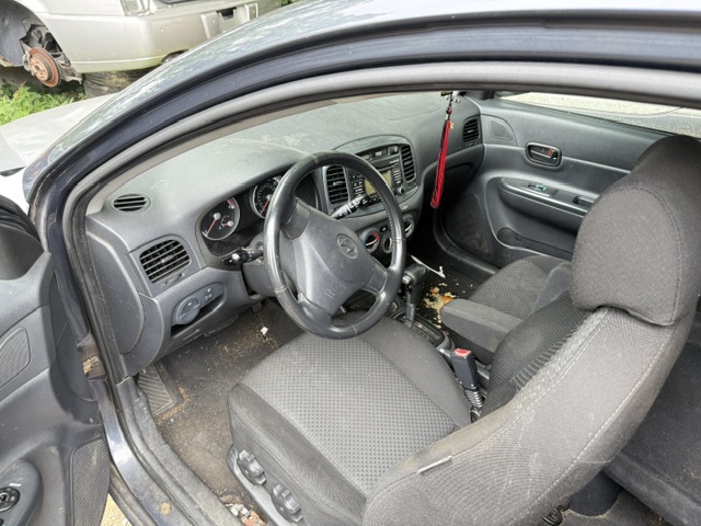 hyundai accent 2008 KMHCN36C98U098897 image hyundai accent 2008 KMHCN36C98U098897 image