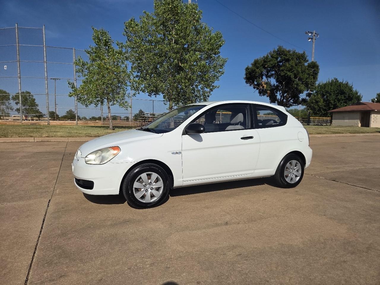 hyundai accent 2009 KMHCM36C69U134842 image hyundai accent 2009 KMHCM36C69U134842 image