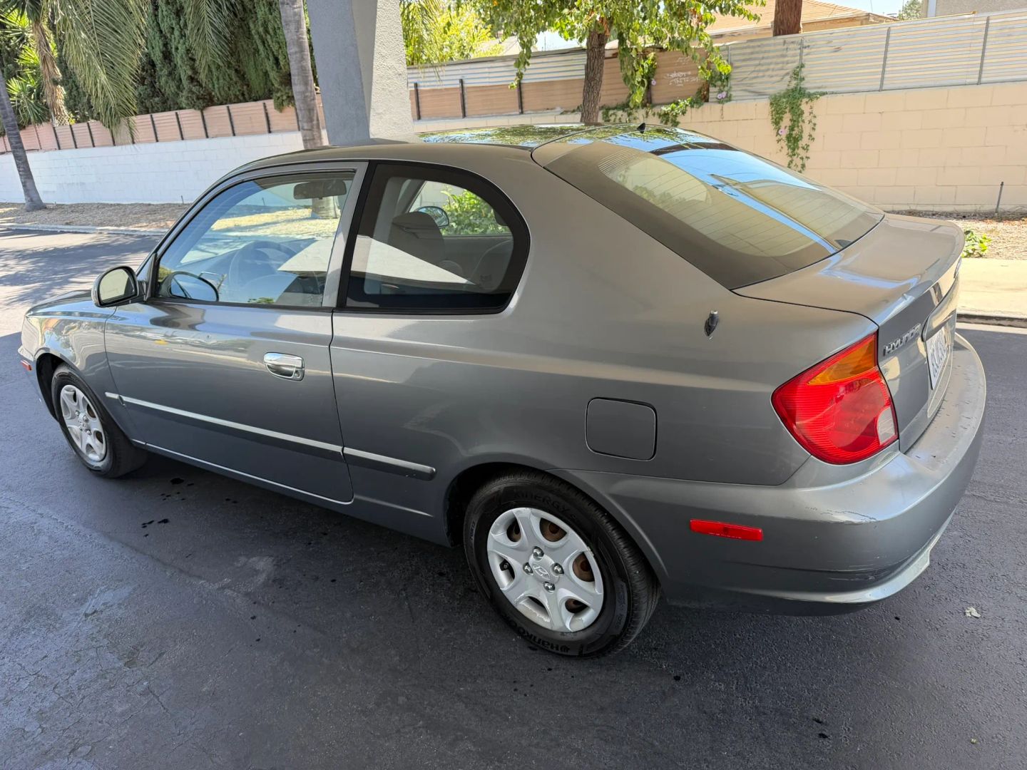 hyundai accent 2004 KMHCG35C74U313831 image hyundai accent 2004 KMHCG35C74U313831 image