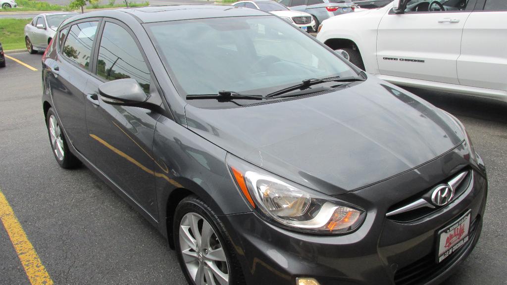 hyundai accent 2013 KMHCU5AE3DU089193 image hyundai accent 2013 KMHCU5AE3DU089193 image