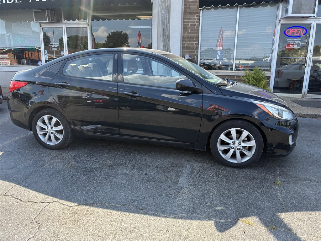 hyundai accent 2013 KMHCU4AE1DU480384 image hyundai accent 2013 KMHCU4AE1DU480384 image