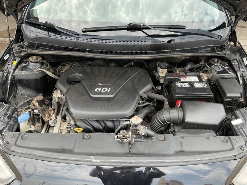 hyundai accent 2013 KMHCU5AE8DU078321 image hyundai accent 2013 KMHCU5AE8DU078321 image