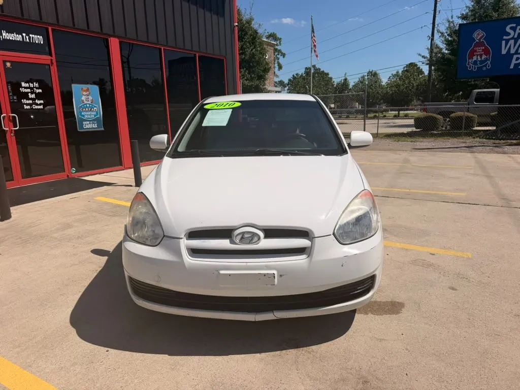 hyundai accent 2010 KMHCM3AC6AU174351 image hyundai accent 2010 KMHCM3AC6AU174351 image