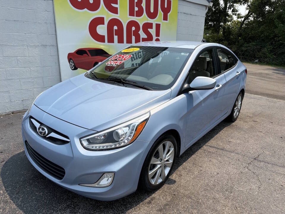 hyundai accent 2014 KMHCU4AEXEU589928 image hyundai accent 2014 KMHCU4AEXEU589928 image