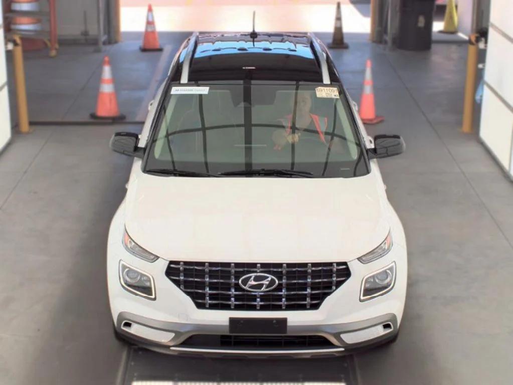 hyundai venue 2023 KMHRC8A38PU275913 image hyundai venue 2023 KMHRC8A38PU275913 image