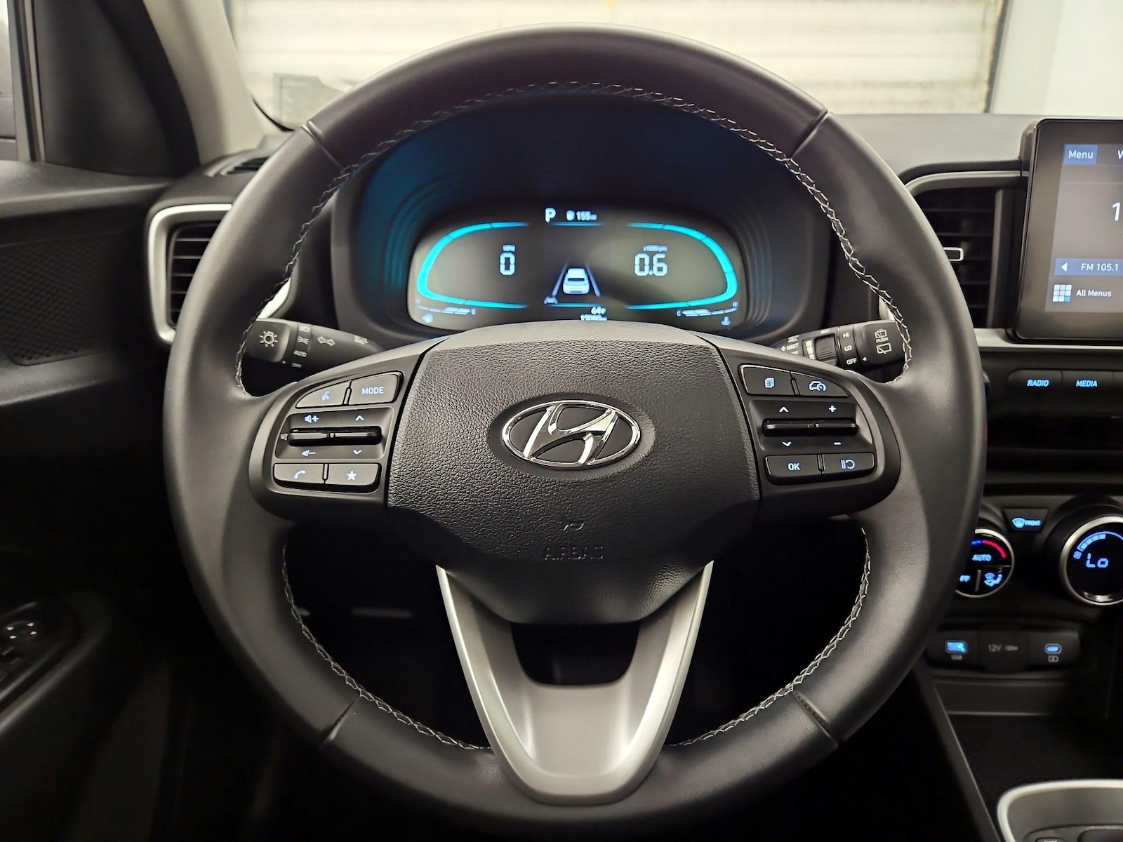 hyundai venue 2025 KMHRC8A35SU400939 image hyundai venue 2025 KMHRC8A35SU400939 image