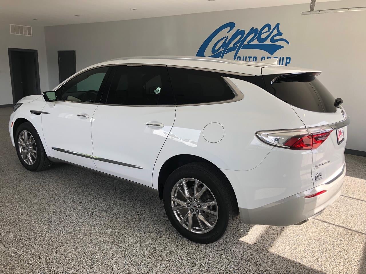 buick enclave 2023 5GAEVAKW2PJ152270 image buick enclave 2023 5GAEVAKW2PJ152270 image