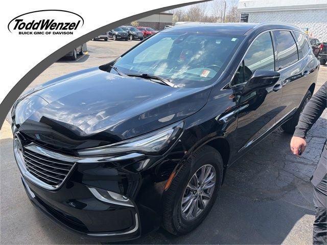 buick enclave 2023 5GAERBKW7PJ102605 image