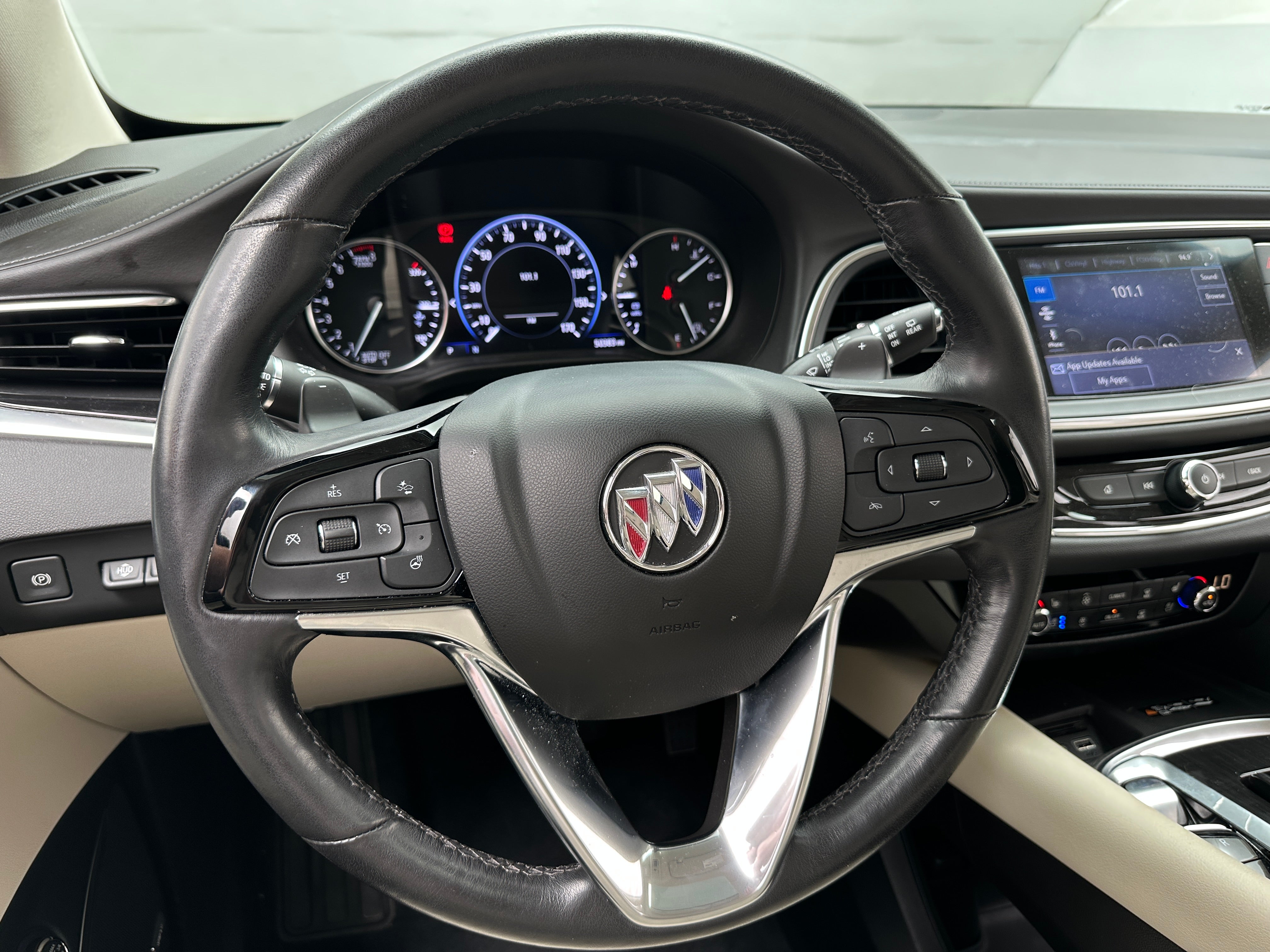 buick enclave 2023 5GAERCKW7PJ117921 image buick enclave 2023 5GAERCKW7PJ117921 image