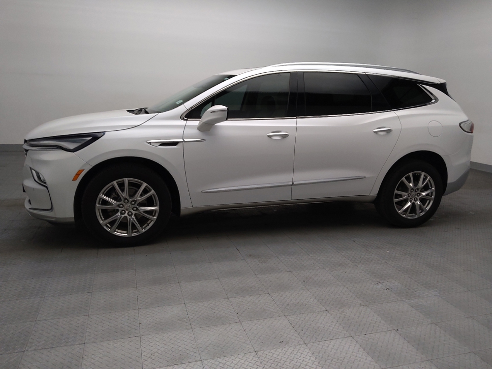 buick enclave 2023 5GAERBKW2PJ266876 image