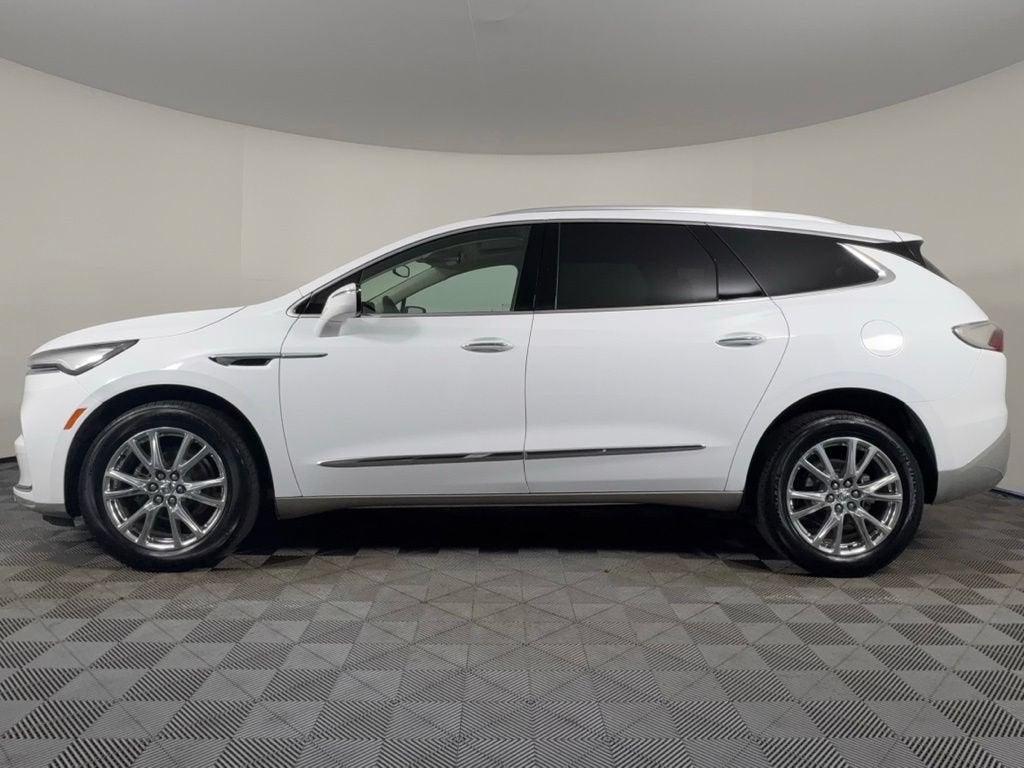 buick enclave 2023 5GAEVAKW1PJ259990 image buick enclave 2023 5GAEVAKW1PJ259990 image
