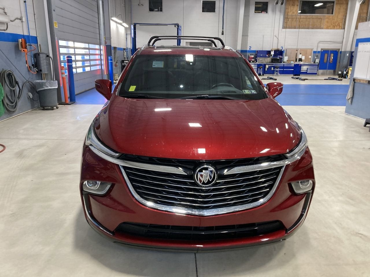 buick enclave 2023 5GAEVBKW3PJ255526 image buick enclave 2023 5GAEVBKW3PJ255526 image