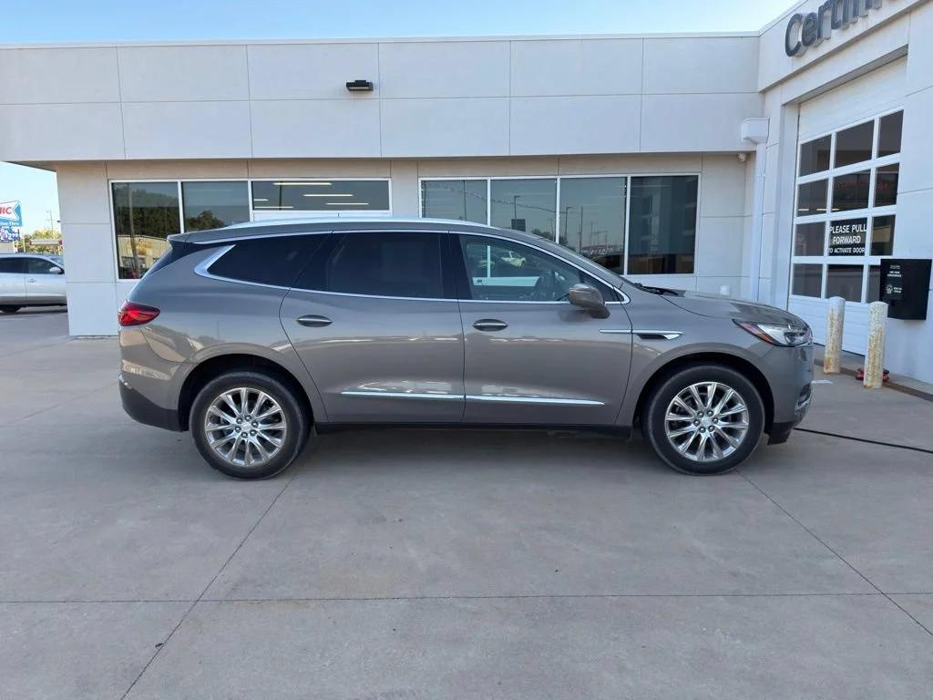 buick enclave 2019 5GAERCKW9KJ126368 image buick enclave 2019 5GAERCKW9KJ126368 image