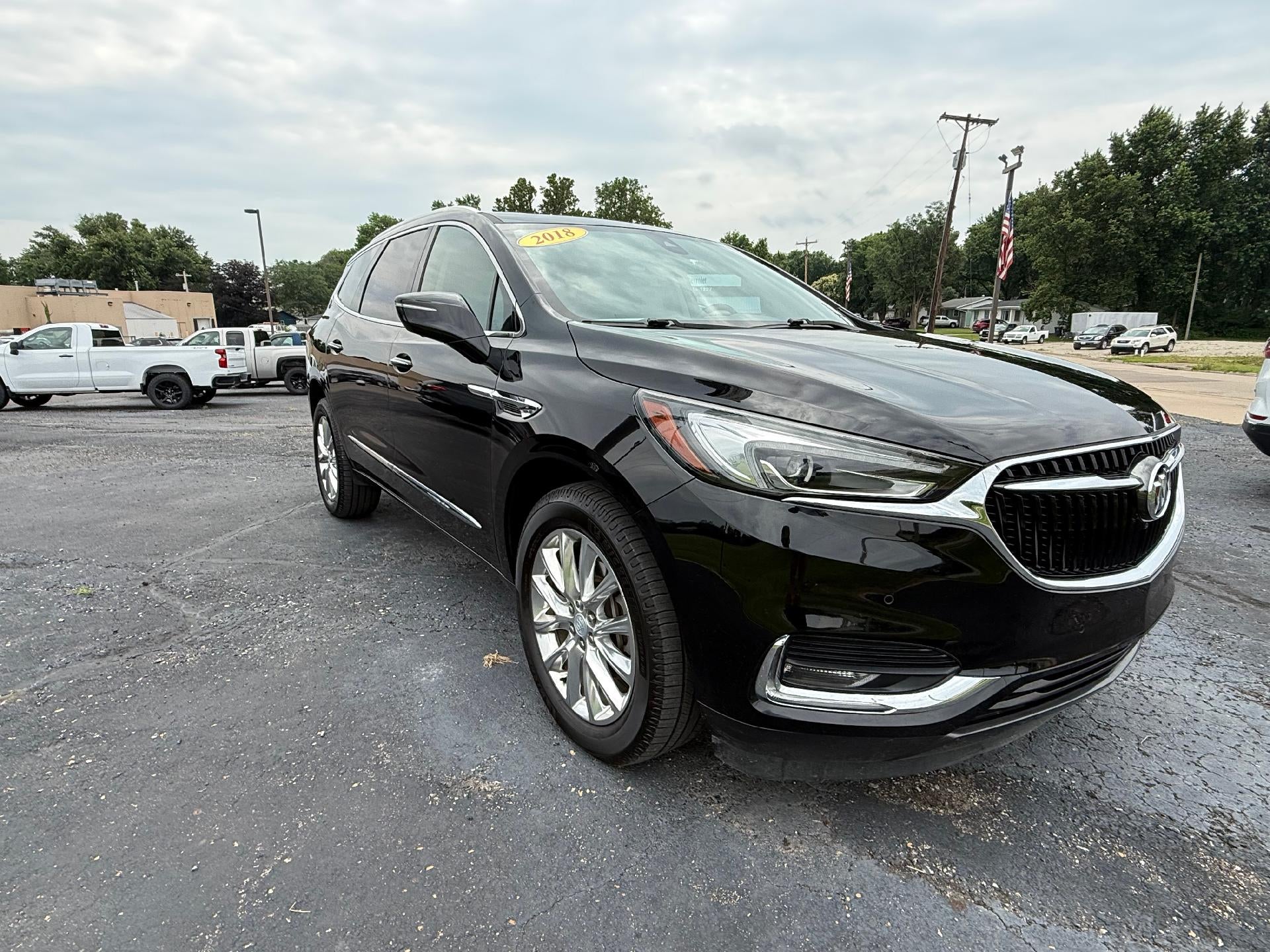 buick enclave 2018 5GAEVBKW2JJ268680 image buick enclave 2018 5GAEVBKW2JJ268680 image