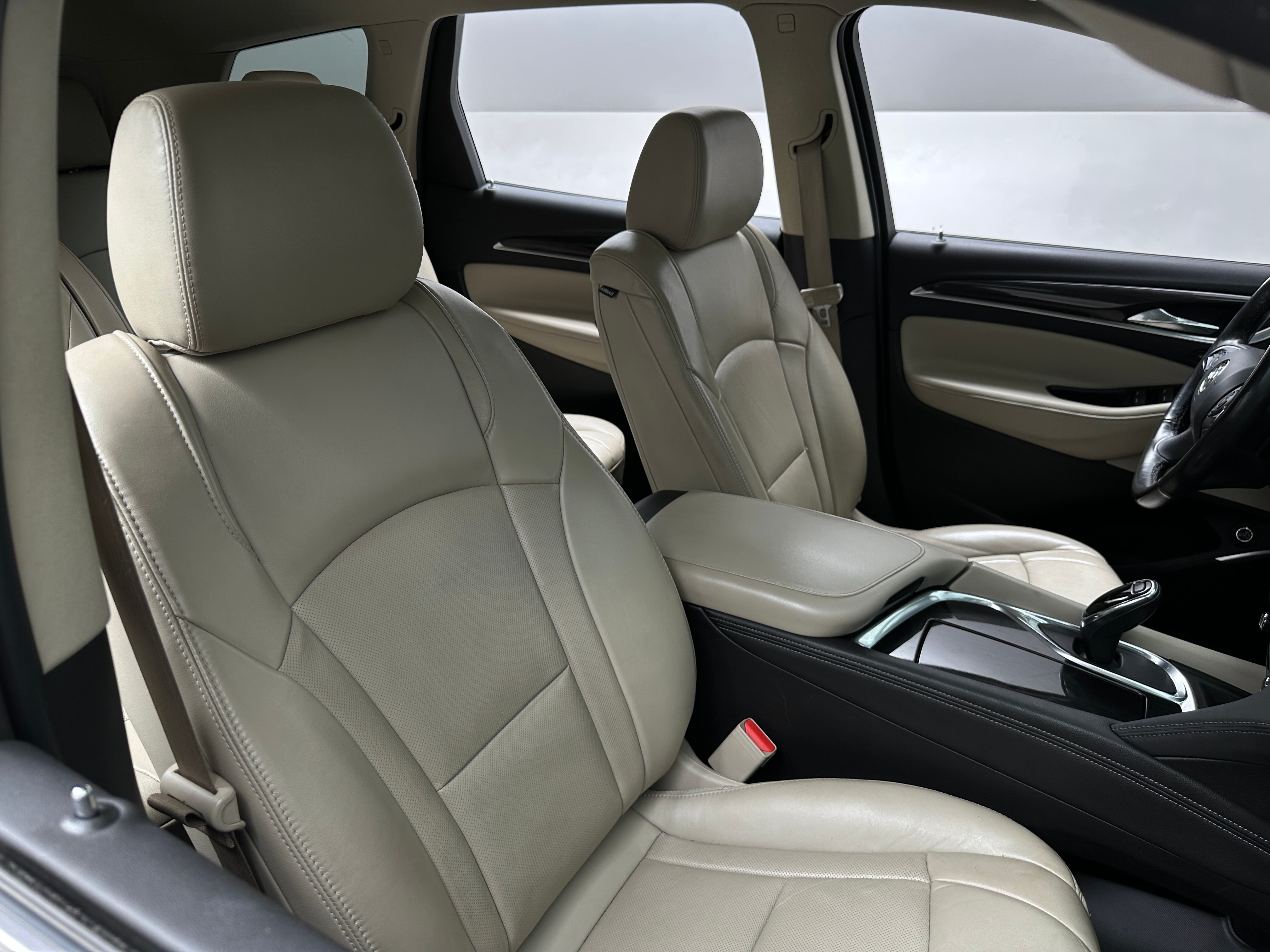 buick enclave 2018 5GAEVBKW7JJ175329 image buick enclave 2018 5GAEVBKW7JJ175329 image