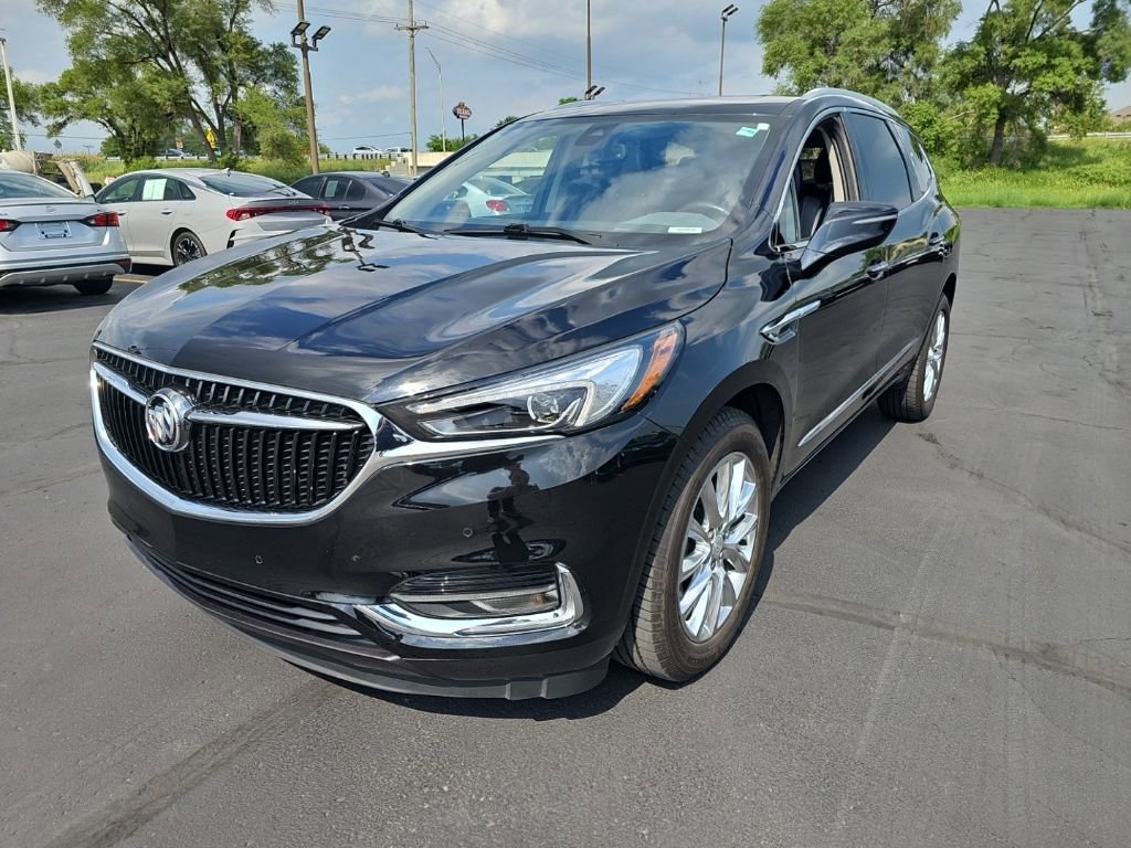 buick enclave 2018 5GAEVBKW5JJ122984 image buick enclave 2018 5GAEVBKW5JJ122984 image
