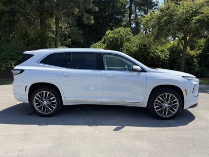 buick enclave 2026 5GAERCKS3TJ351187 image buick enclave 2026 5GAERCKS3TJ351187 image