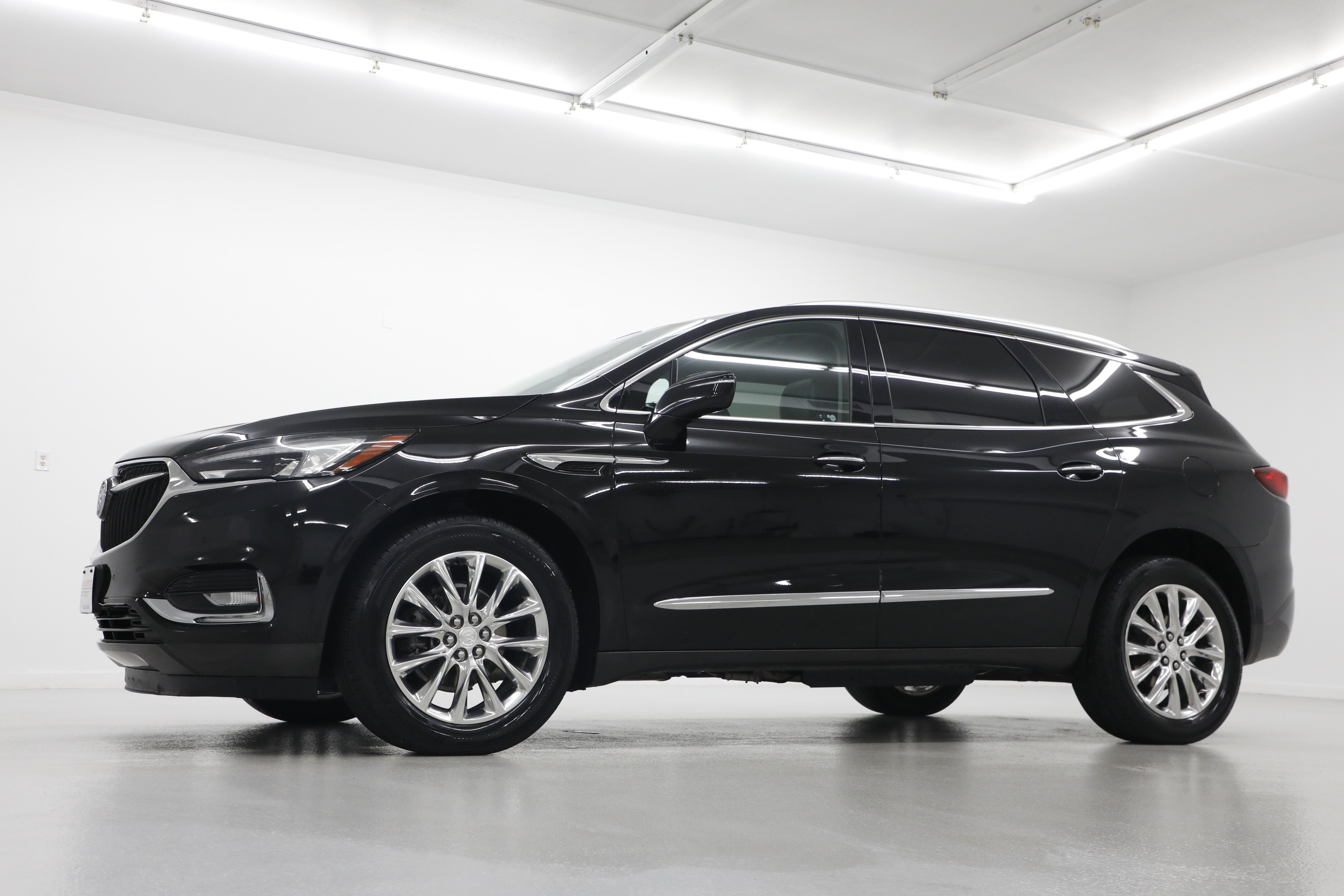 buick enclave 2021 5GAEVBKWXMJ189231 image buick enclave 2021 5GAEVBKWXMJ189231 image