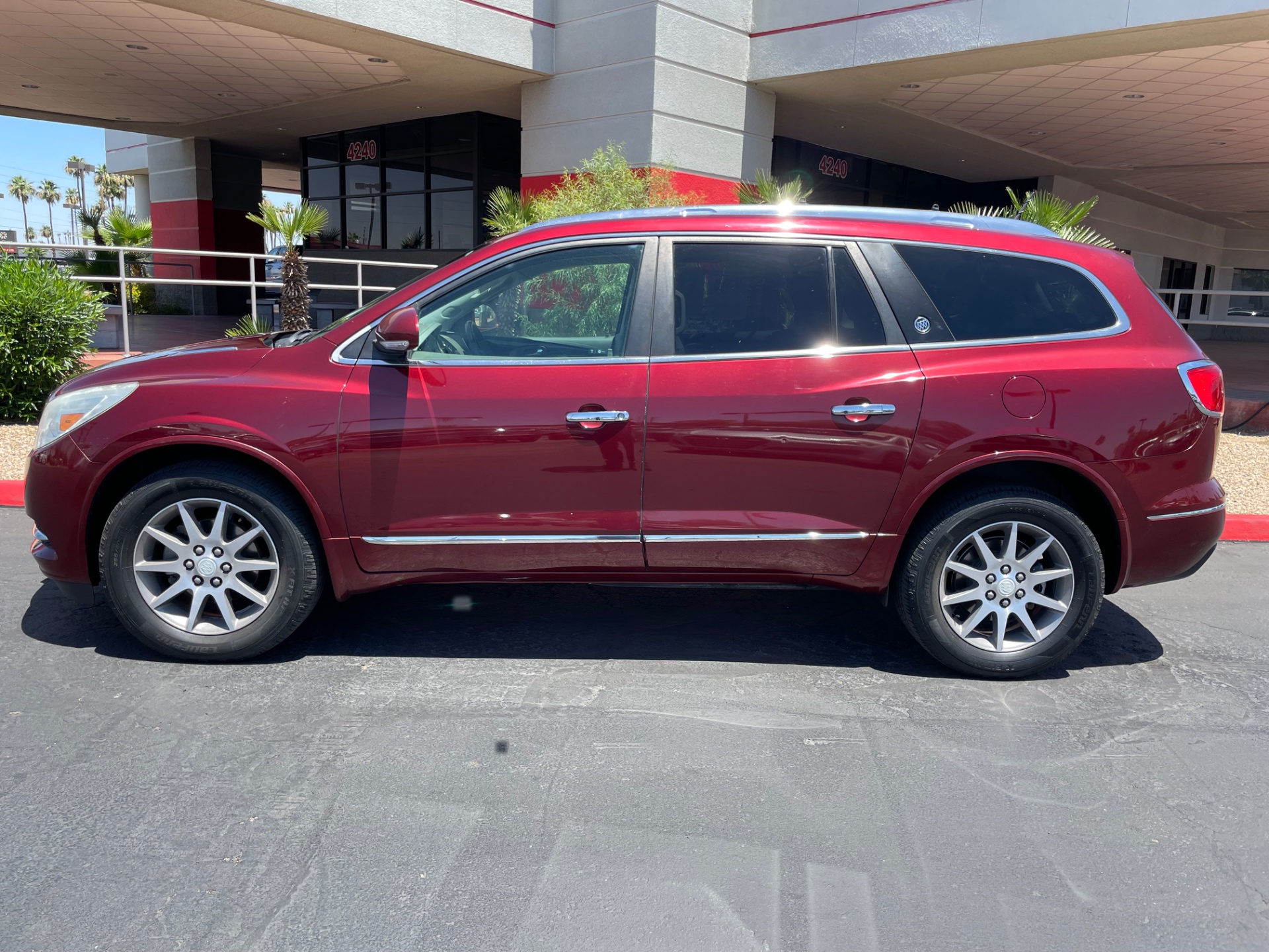 buick enclave 2017 5GAKRAKD7HJ160520 image buick enclave 2017 5GAKRAKD7HJ160520 image