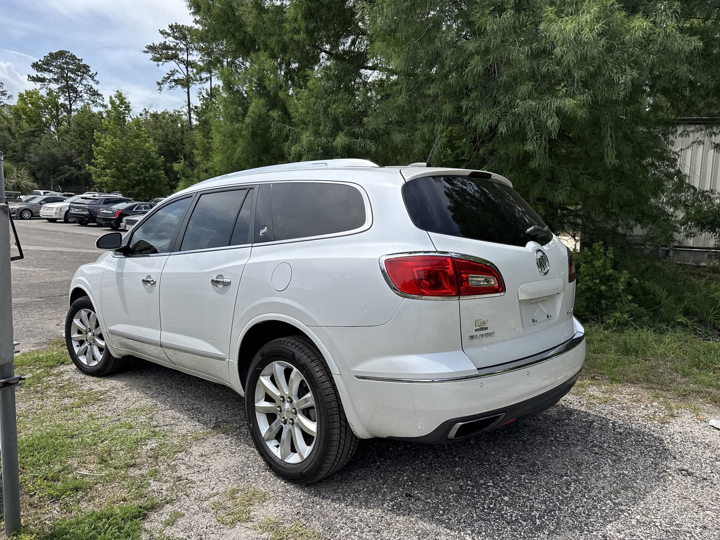 buick enclave 2017 5GAKRCKD3HJ269861 image buick enclave 2017 5GAKRCKD3HJ269861 image