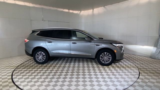buick enclave 2024 5GAEVAKW5RJ134414 image buick enclave 2024 5GAEVAKW5RJ134414 image