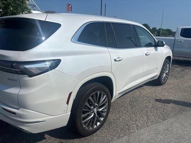 buick enclave 2025 5GAEVCRS1SJ103178 image buick enclave 2025 5GAEVCRS1SJ103178 image