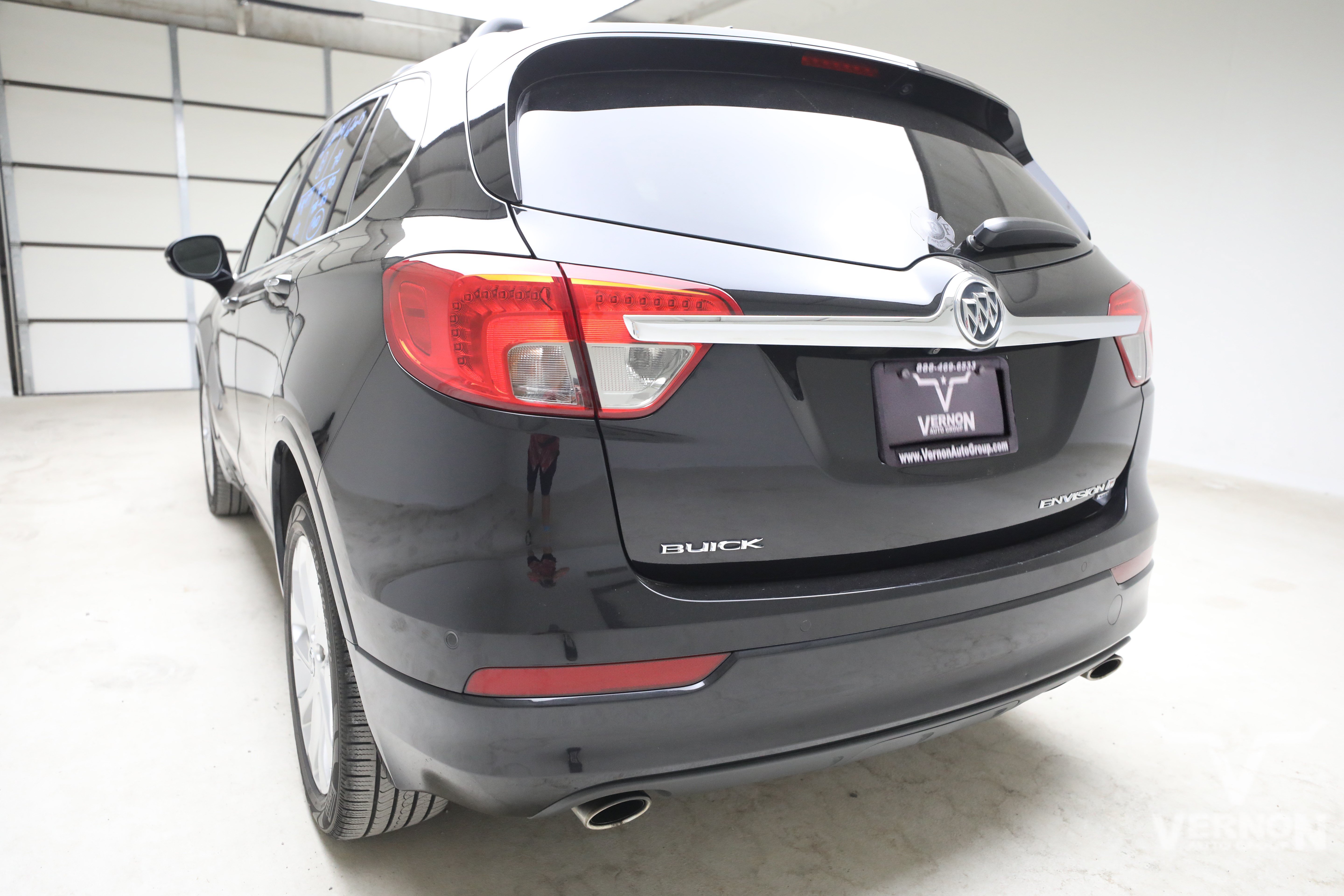 buick envision 2018 LRBFX3SX5JD060589 image buick envision 2018 LRBFX3SX5JD060589 image
