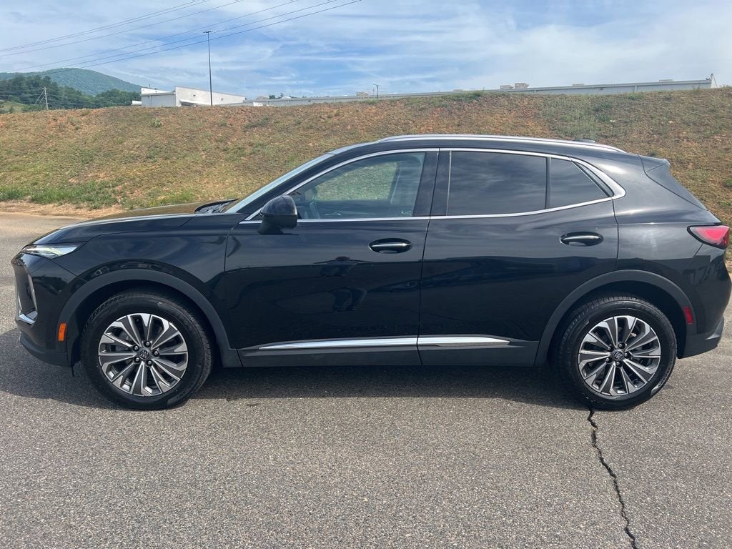 buick envision 2024 LRBFZME44RD066302 image buick envision 2024 LRBFZME44RD066302 image