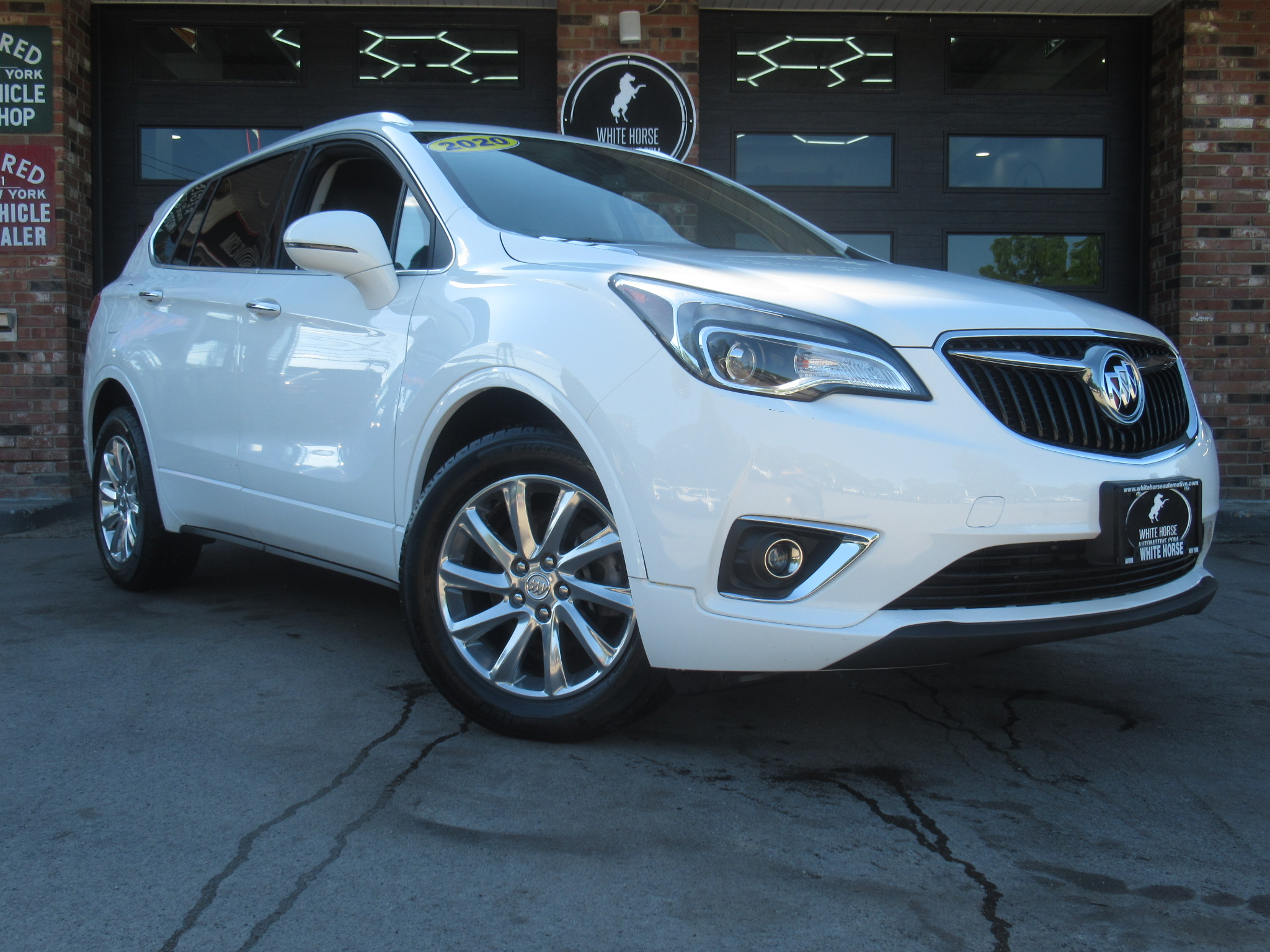 buick envision 2020 LRBFX2SAXLD177044 image buick envision 2020 LRBFX2SAXLD177044 image