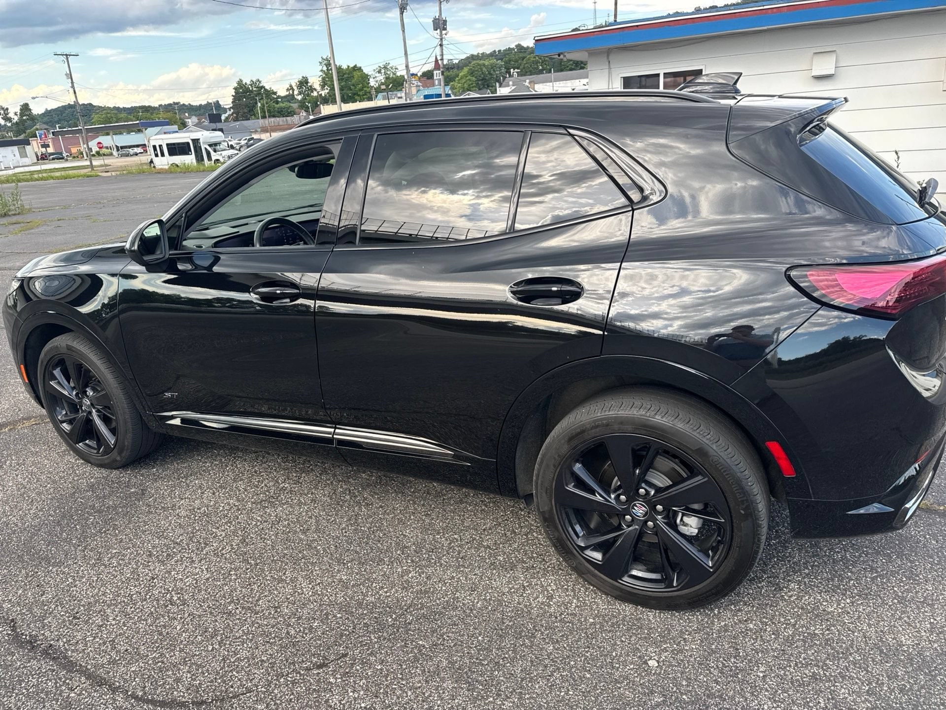 buick envision 2025 LRBFZLE48SD004630 image buick envision 2025 LRBFZLE48SD004630 image