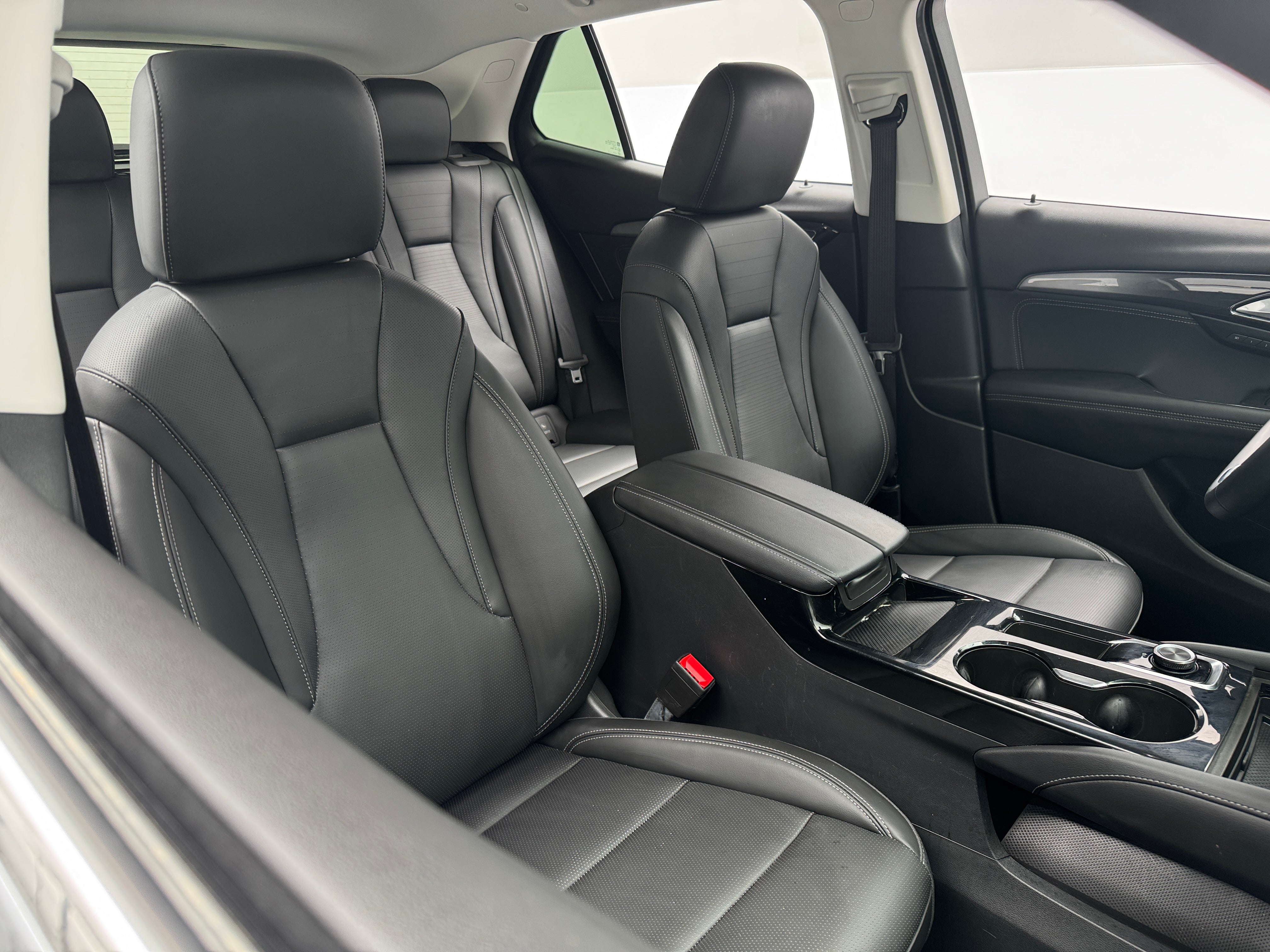 buick envision 2025 LRBFZKE47SD080768 image buick envision 2025 LRBFZKE47SD080768 image