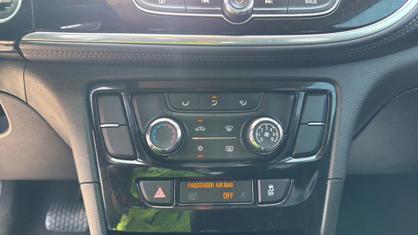 buick encore 2018 KL4CJASB4JB606741 image buick encore 2018 KL4CJASB4JB606741 image