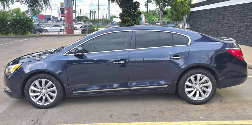 buick lacrosse 2016 1G4GB5G39GF254900 image buick lacrosse 2016 1G4GB5G39GF254900 image