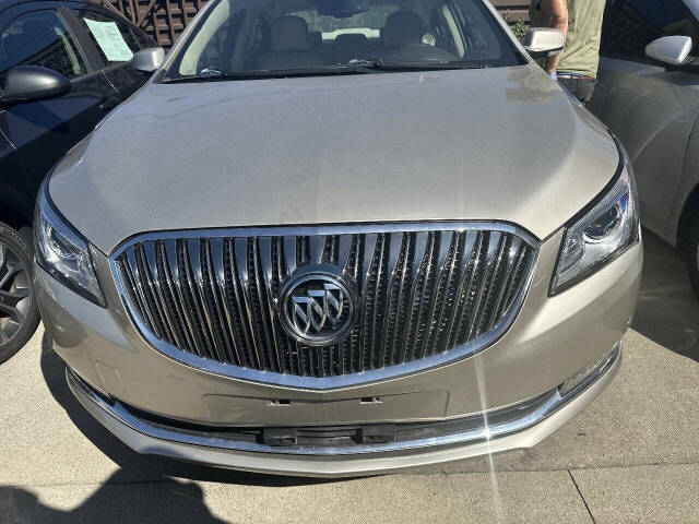 buick lacrosse 2016 1G4GC5G32GF188090 image buick lacrosse 2016 1G4GC5G32GF188090 image