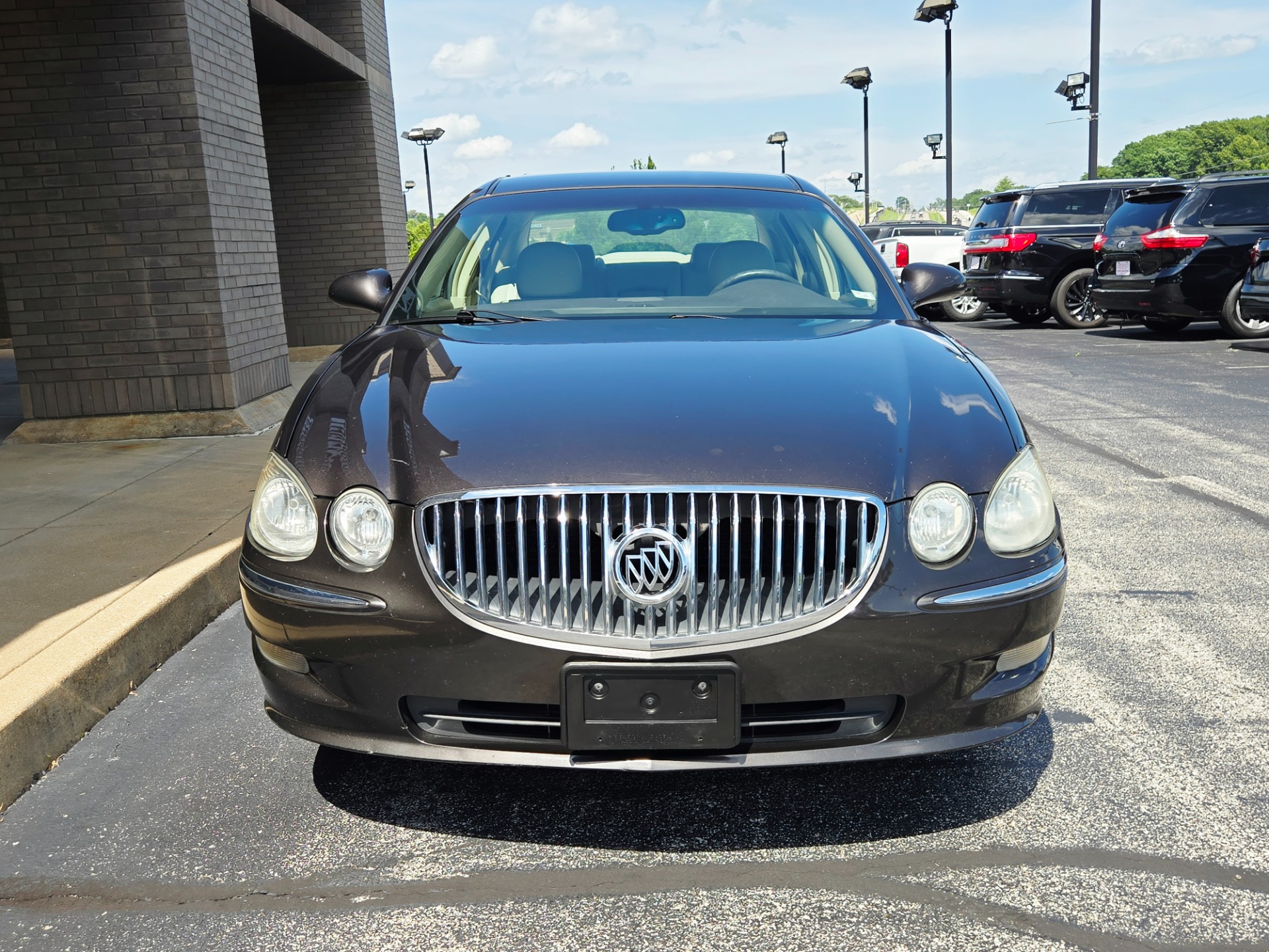buick lacrosse 2009 2G4WD582791100952 image buick lacrosse 2009 2G4WD582791100952 image