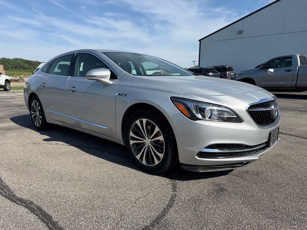 buick lacrosse 2018 1G4ZR5SS2JU128657 image buick lacrosse 2018 1G4ZR5SS2JU128657 image