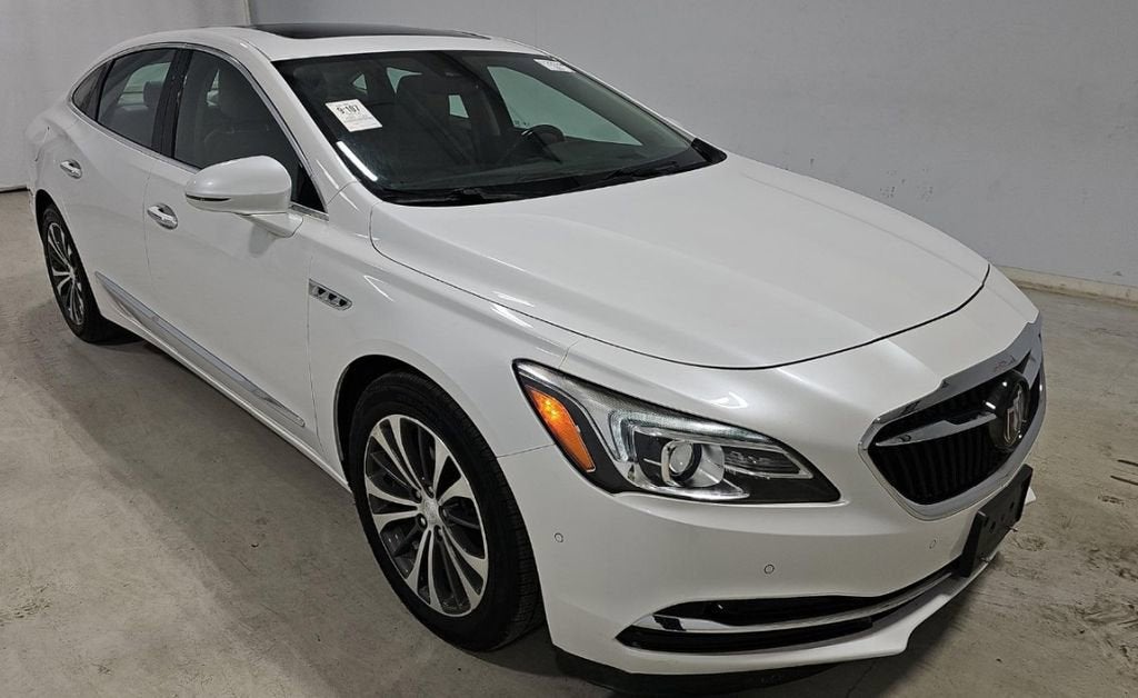 buick lacrosse 2018 1G4ZS5SS9JU106143 image buick lacrosse 2018 1G4ZS5SS9JU106143 image