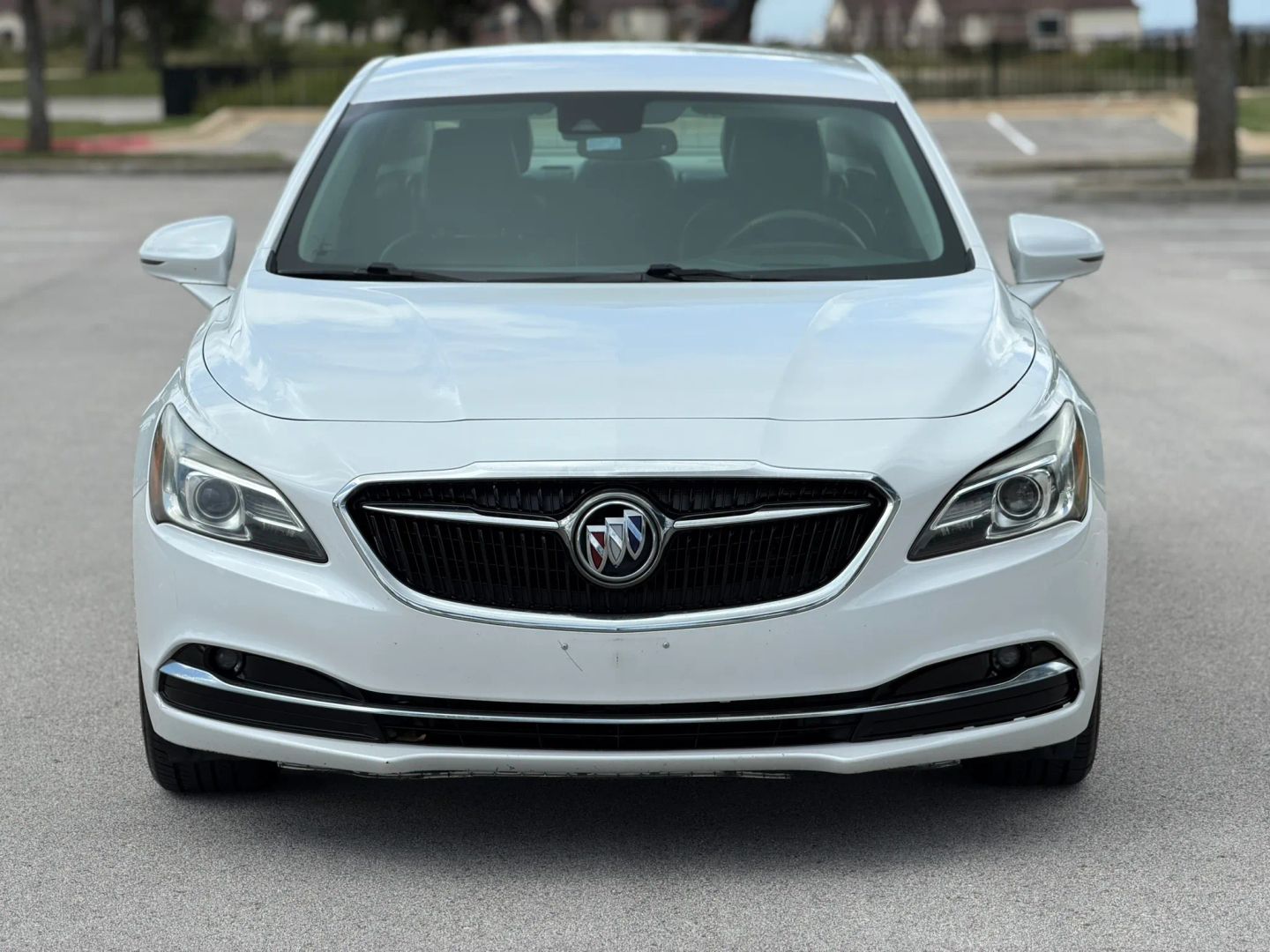buick lacrosse 2018 1G4ZR5SZ7JU120714 image buick lacrosse 2018 1G4ZR5SZ7JU120714 image