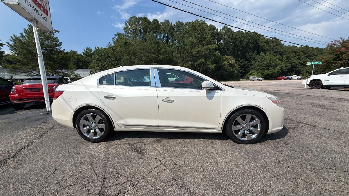buick lacrosse 2011 1G4GE5ED1BF200230 image buick lacrosse 2011 1G4GE5ED1BF200230 image