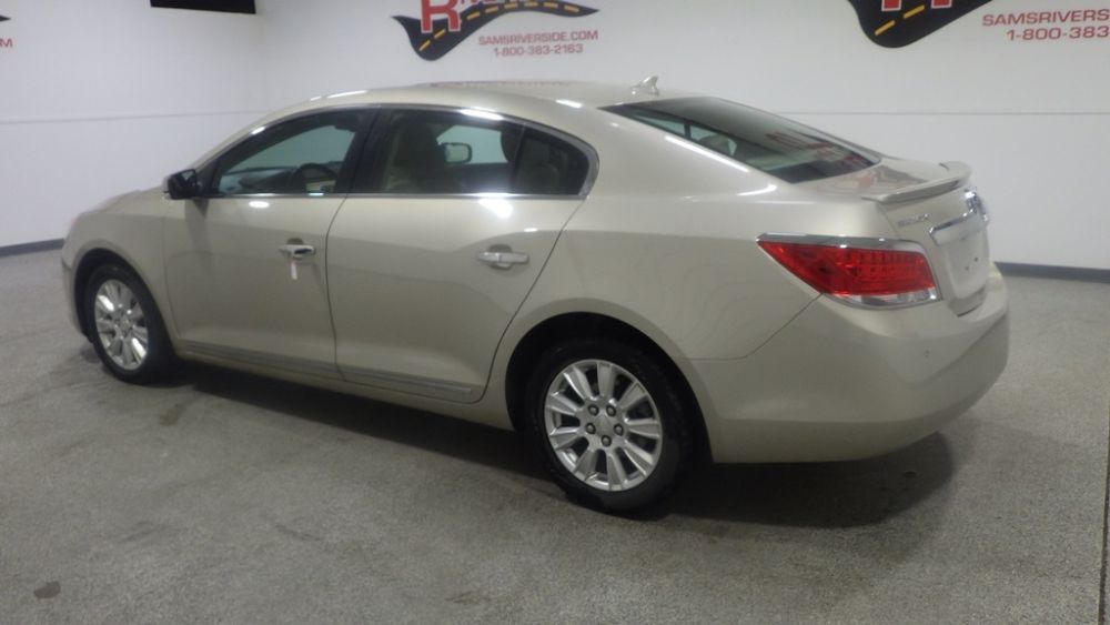 buick lacrosse 2013 1G4GC5ER3DF171267 image buick lacrosse 2013 1G4GC5ER3DF171267 image