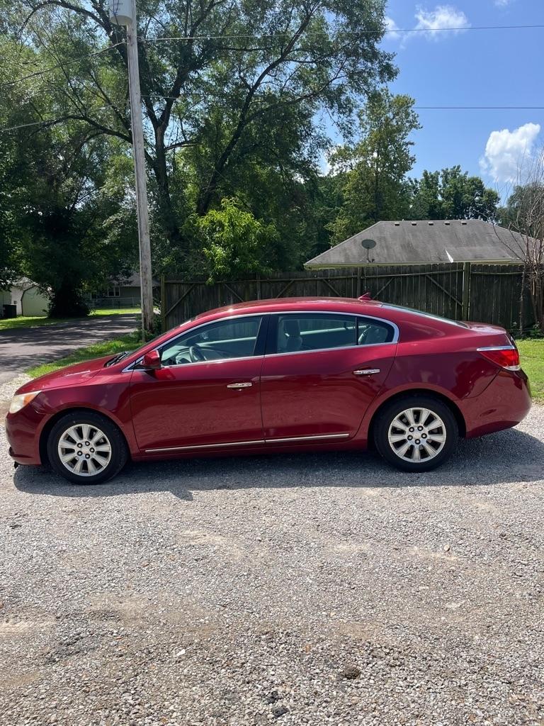 buick lacrosse 2010 1G4GB5EG0AF164354 image buick lacrosse 2010 1G4GB5EG0AF164354 image