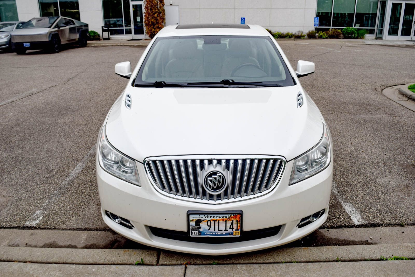 buick lacrosse 2010 1G4GE5EV0AF170340 image buick lacrosse 2010 1G4GE5EV0AF170340 image