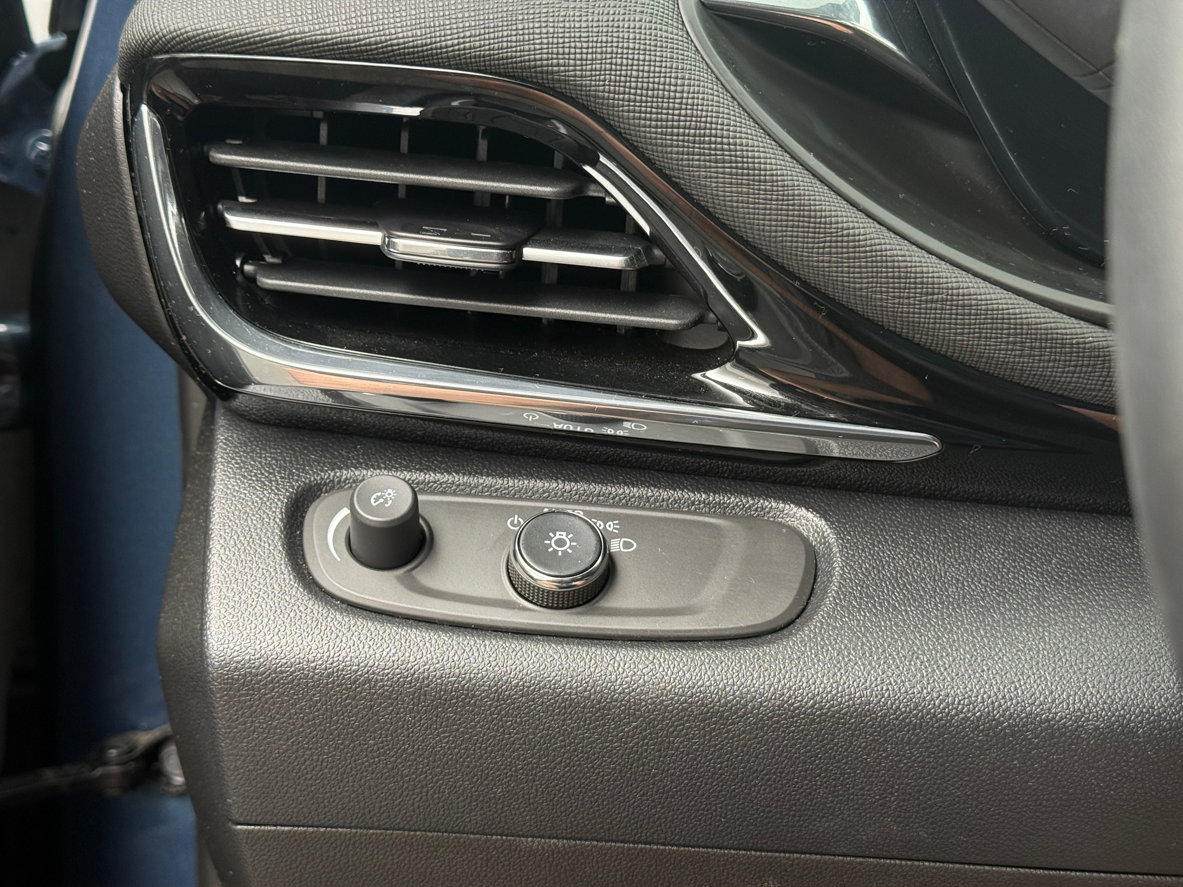 buick envista 2026 KL47LBEP1TB053218 image buick envista 2026 KL47LBEP1TB053218 image