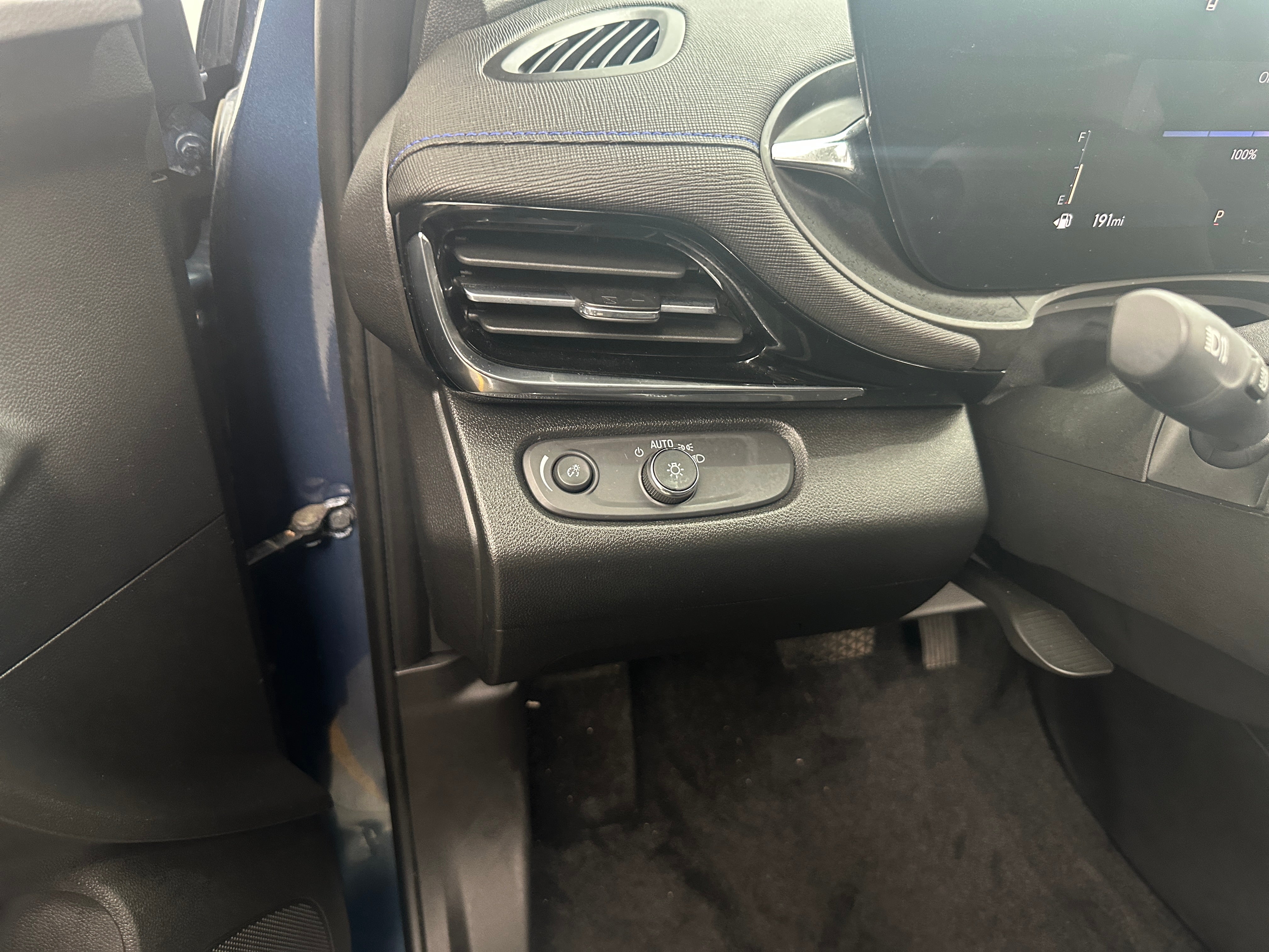 buick envista 2024 KL47LBE2XRB032865 image buick envista 2024 KL47LBE2XRB032865 image