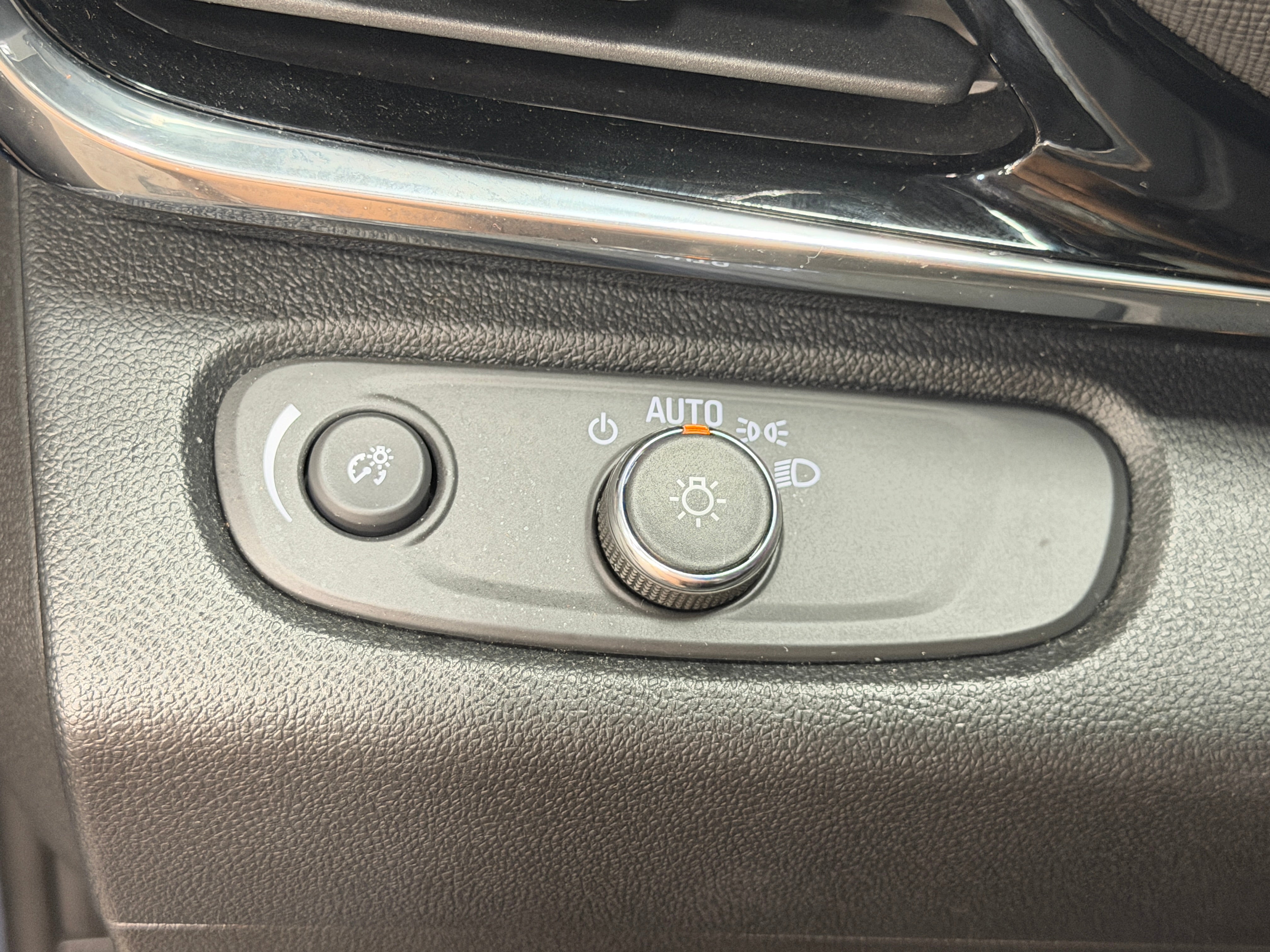 buick envista 2025 KL47LBEP3SB098935 image buick envista 2025 KL47LBEP3SB098935 image