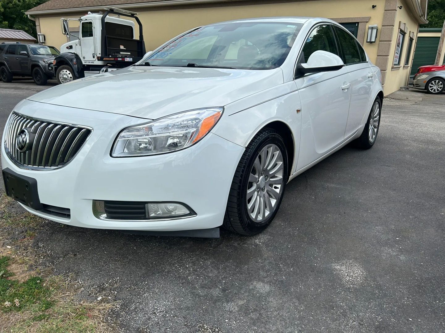 buick regal 2011 W04GN5EC6B1081254 image buick regal 2011 W04GN5EC6B1081254 image
