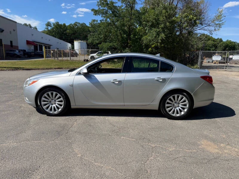 buick regal 2011 W04GS5EC1B1012125 image buick regal 2011 W04GS5EC1B1012125 image