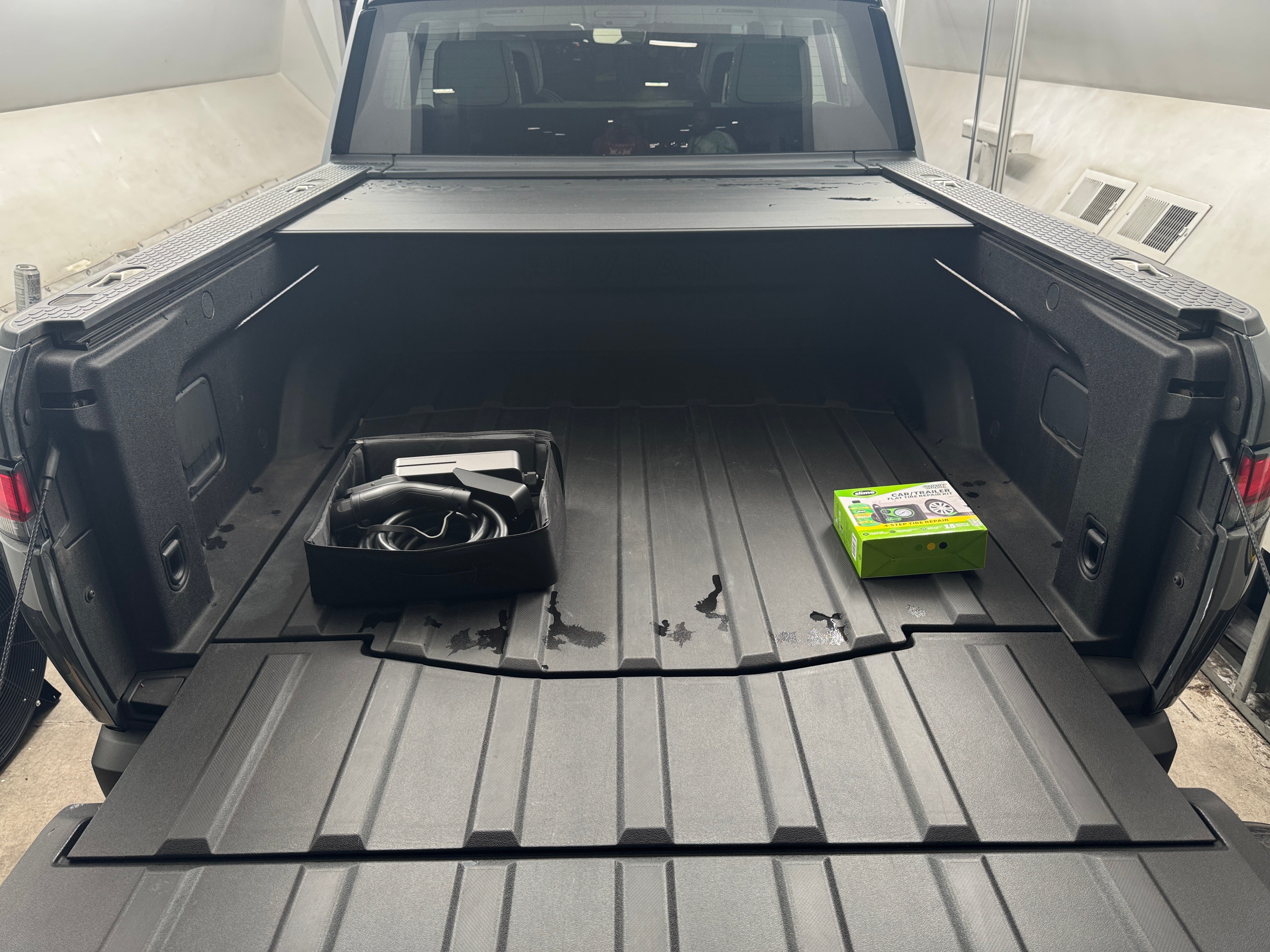 rivian r1t 2023 7FCTGAAAXPN020639 image rivian r1t 2023 7FCTGAAAXPN020639 image